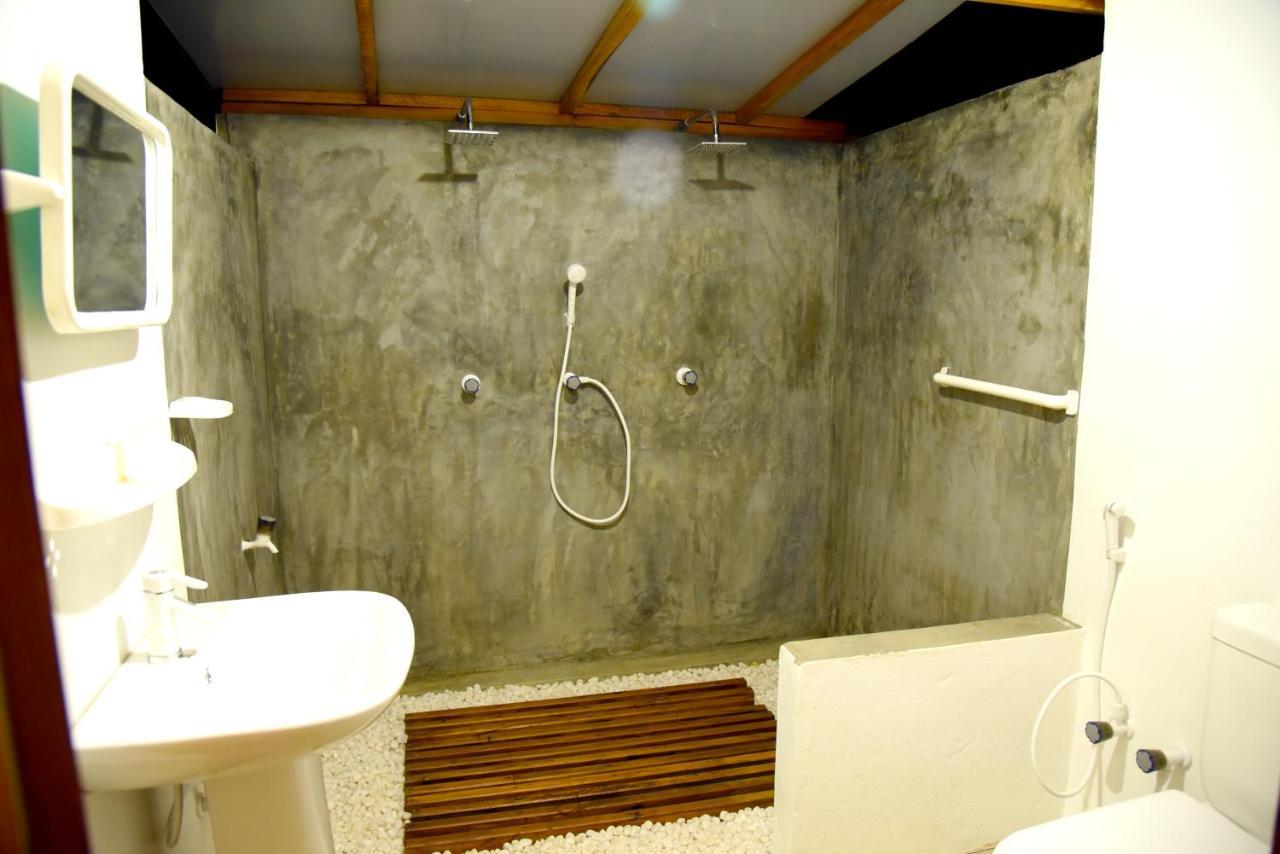 Prime Surfers Bungalow Arugam Bay Exterior foto